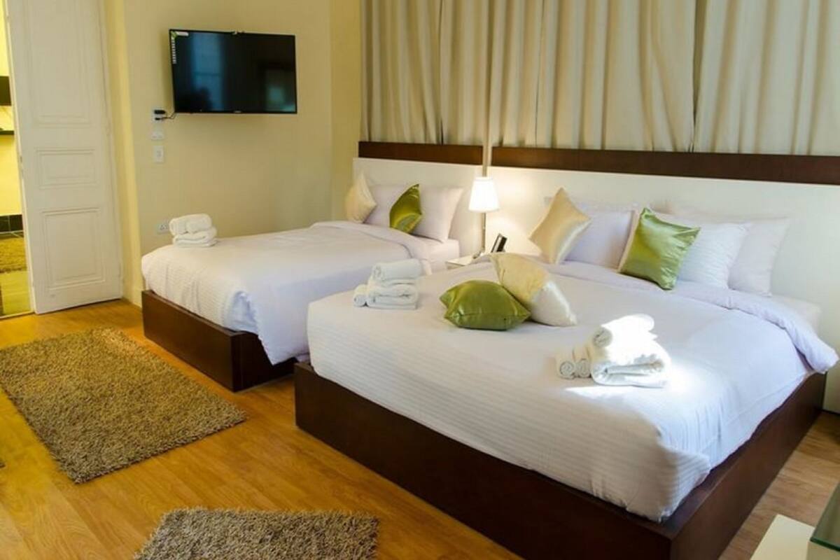 In-room safe, iron/ironing board (on request), WiFi (free), bed sheets