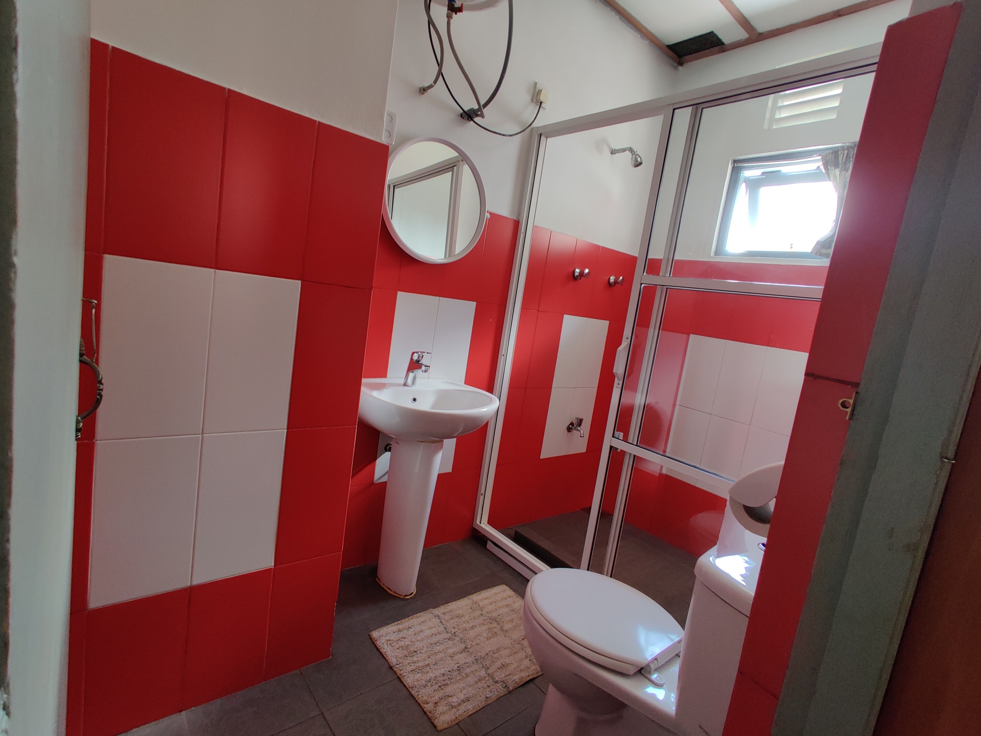 shower, free toiletries, hair dryer, slippers