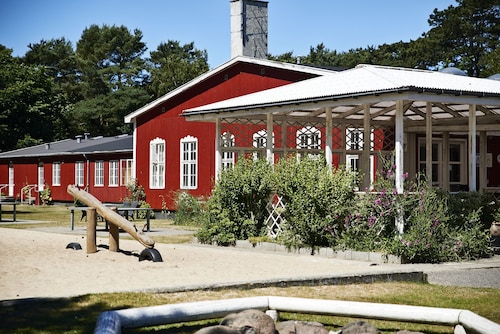 Rønne Vandrerhjem - Hostel