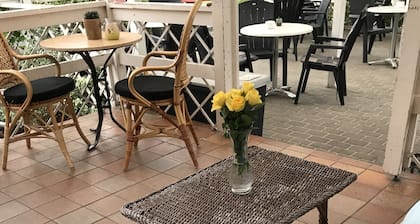 Rønne Vandrerhjem - Hostel