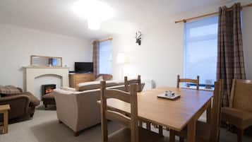 Rumah, 3 kamar tidur | Makan di kamar