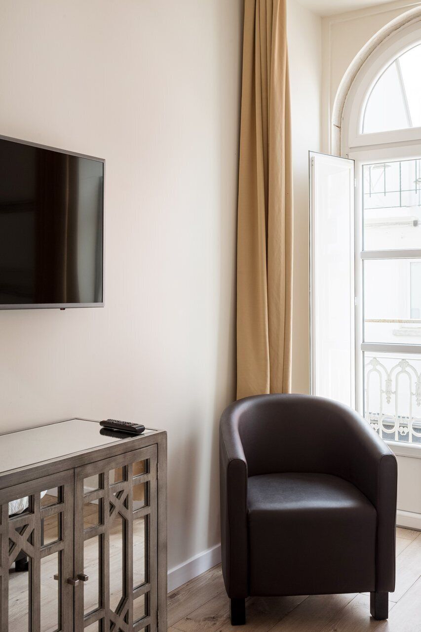 Superior Double or Twin Room | In-room safe, soundproofing, free WiFi, bed sheets