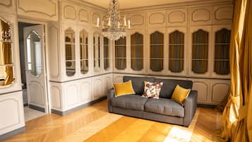 Deluxe Double Room, Ensuite, Garden View (Suite au Château )