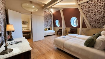 Dobbeltrom – deluxe, eget bad, hageutsikt (chambre)