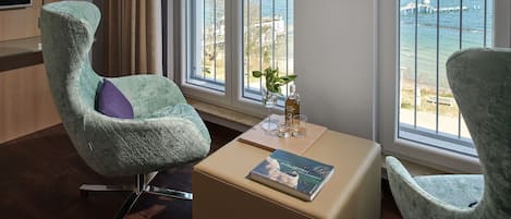 Comfort Double Room, Sea View, Sea Facing | In-room safe, desk, iron/ironing board, free WiFi