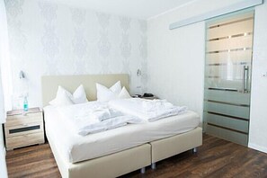 In-room safe, desk, free cribs/infant beds, rollaway beds - Landidyll Haus Nesemeyer (Bad Laer)