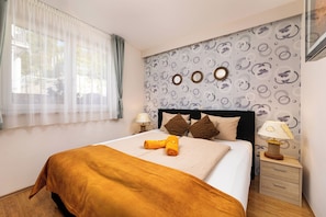 1 bedroom, in-room safe, soundproofing, iron/ironing board
