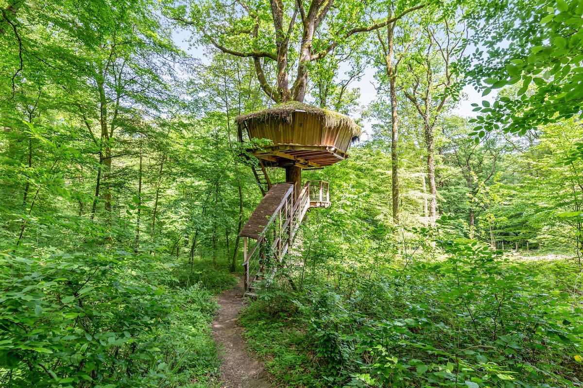 Grand Tree House (Az Alom) | Premium bedding, bed sheets