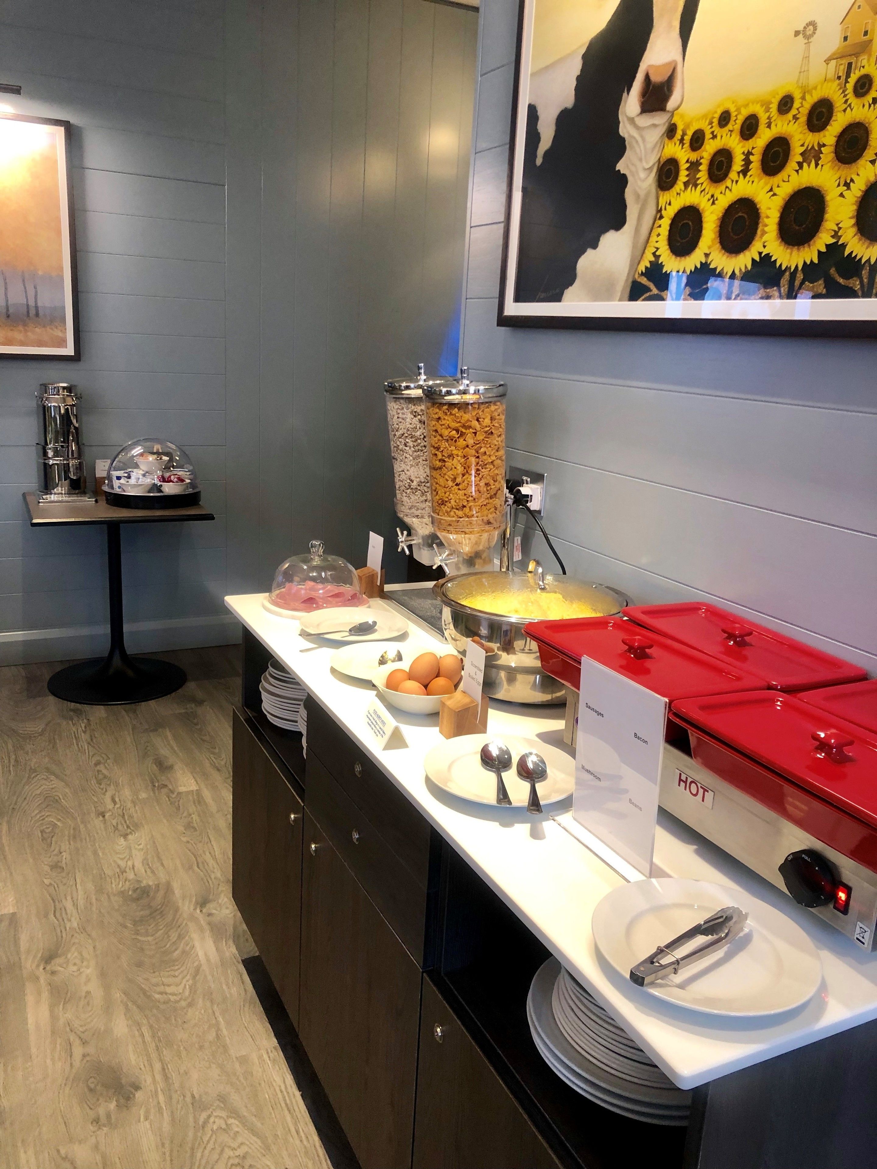 daily to-go breakfast (gbp 8.00 per person)