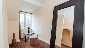 Standard Apartment, 4 Bedrooms, 2 Bathrooms