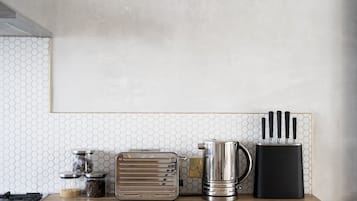 Lägenhet Design - 2 sovrum | Eget kök | Kylskåp, mikrovågsugn, ugn och diskmaskin