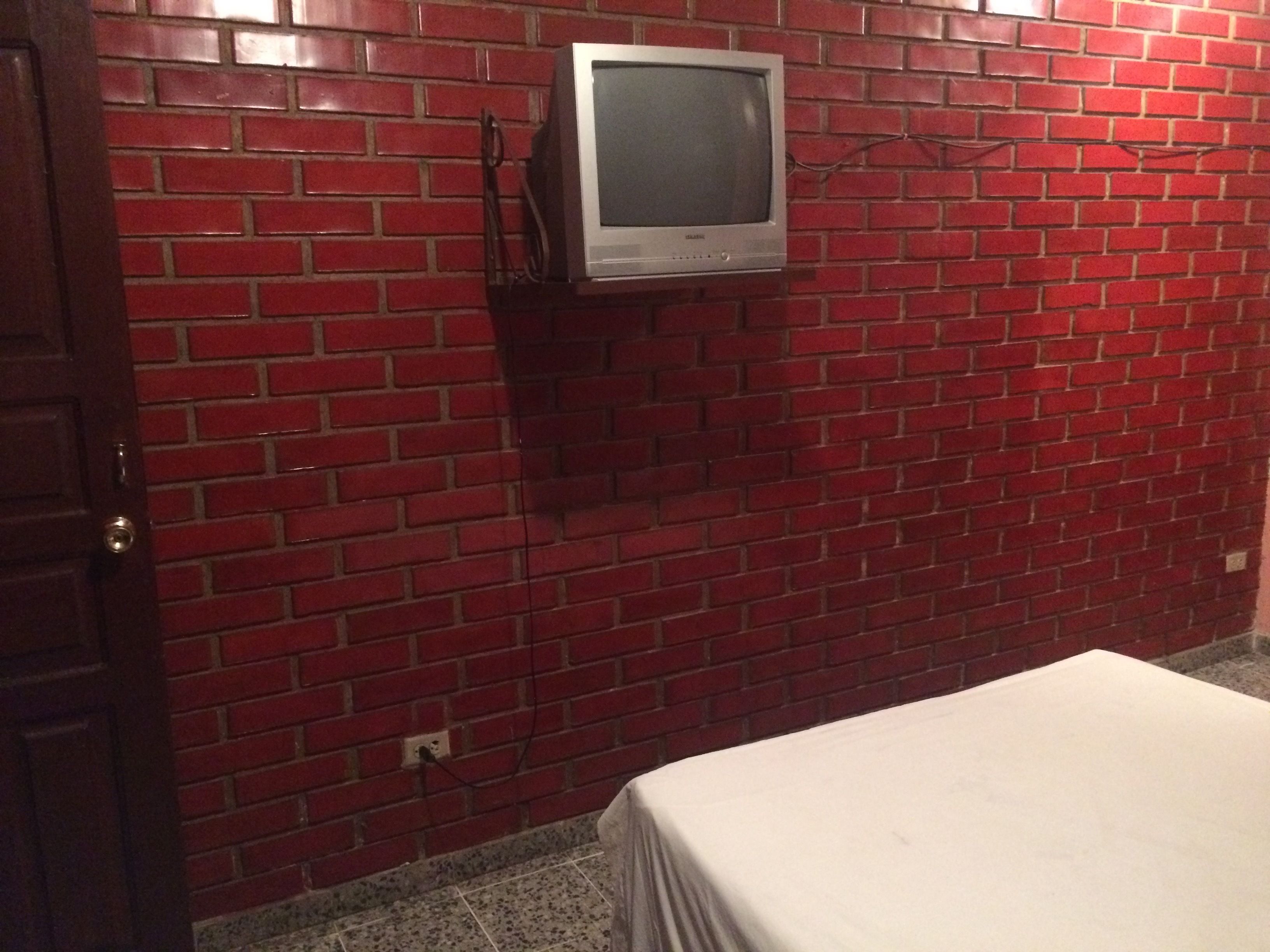 double room | free wifi, bed sheets