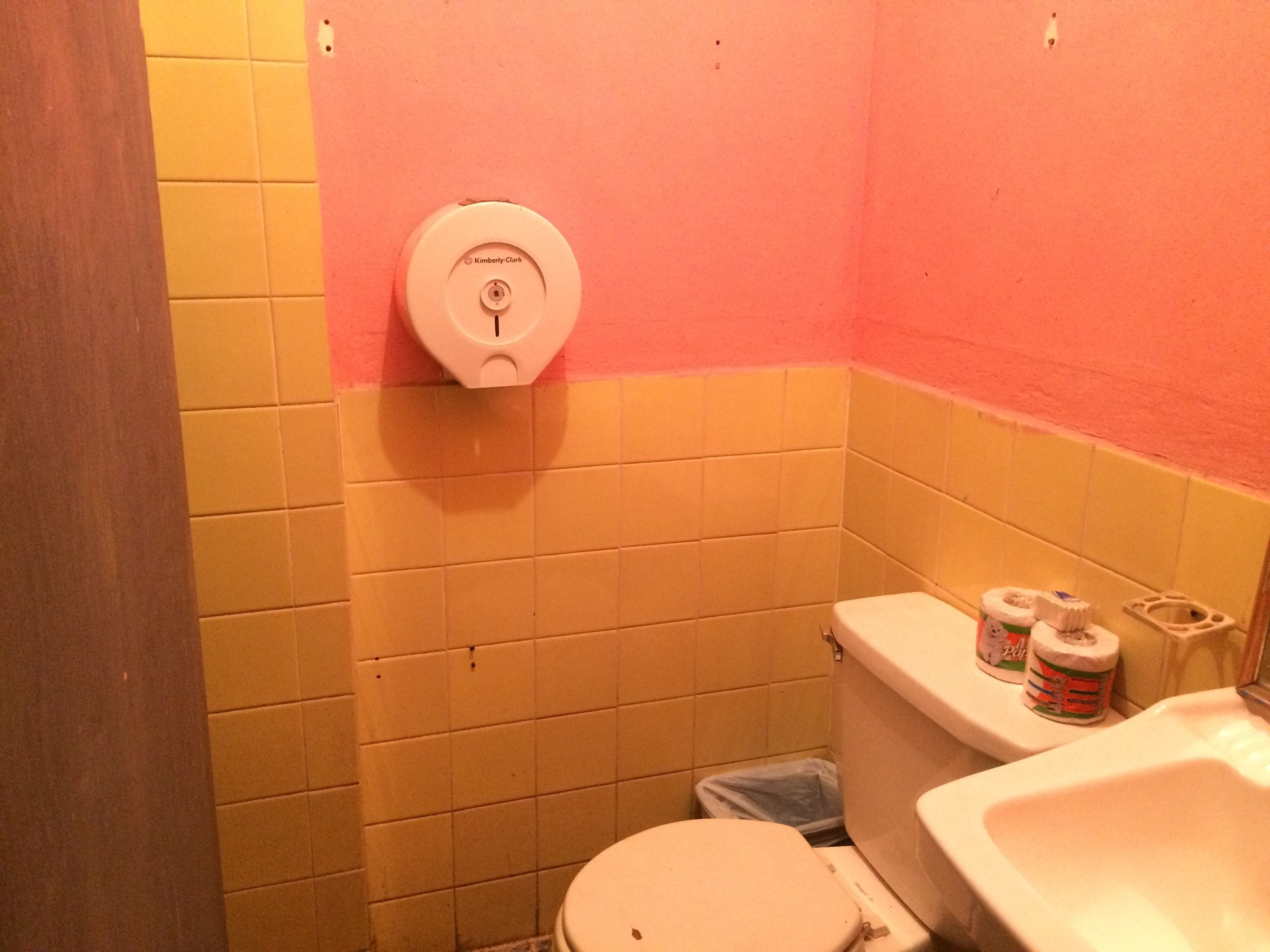 shower, free toiletries, towels