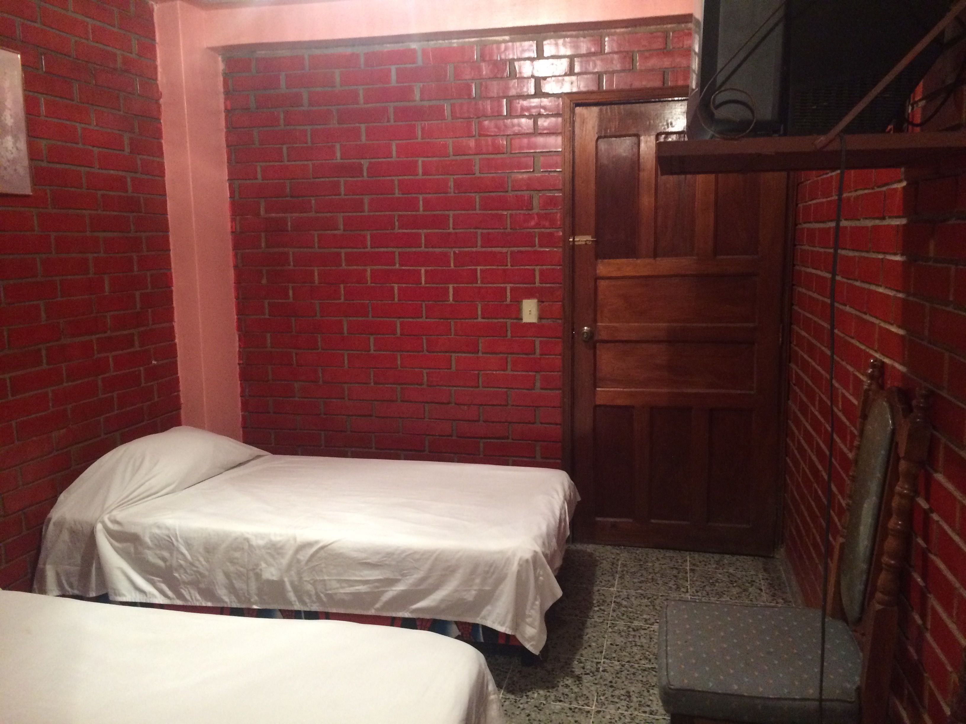 economy triple room no tv | free wifi, bed sheets