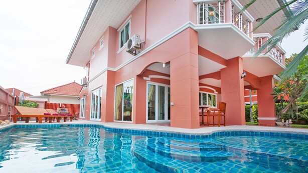 Outdoor pool - Baan Nomella (Pattaya)
