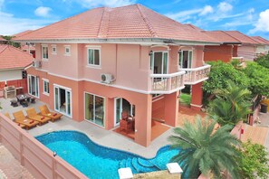 Property grounds - Baan Nomella (Pattaya)