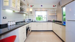Comfort Villa, 5 Bedrooms | Private kitchen - Baan Duan (Pattaya)