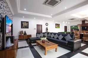 Living area - Baan Chatmanee (Pattaya)