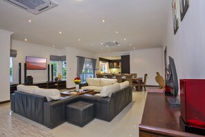 Living area - Baan Kinaree (Pattaya)