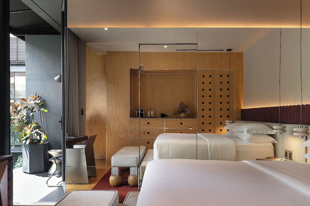 City Suite (Amarilla) | 1 bedroom, premium bedding, in-room safe, individually decorated