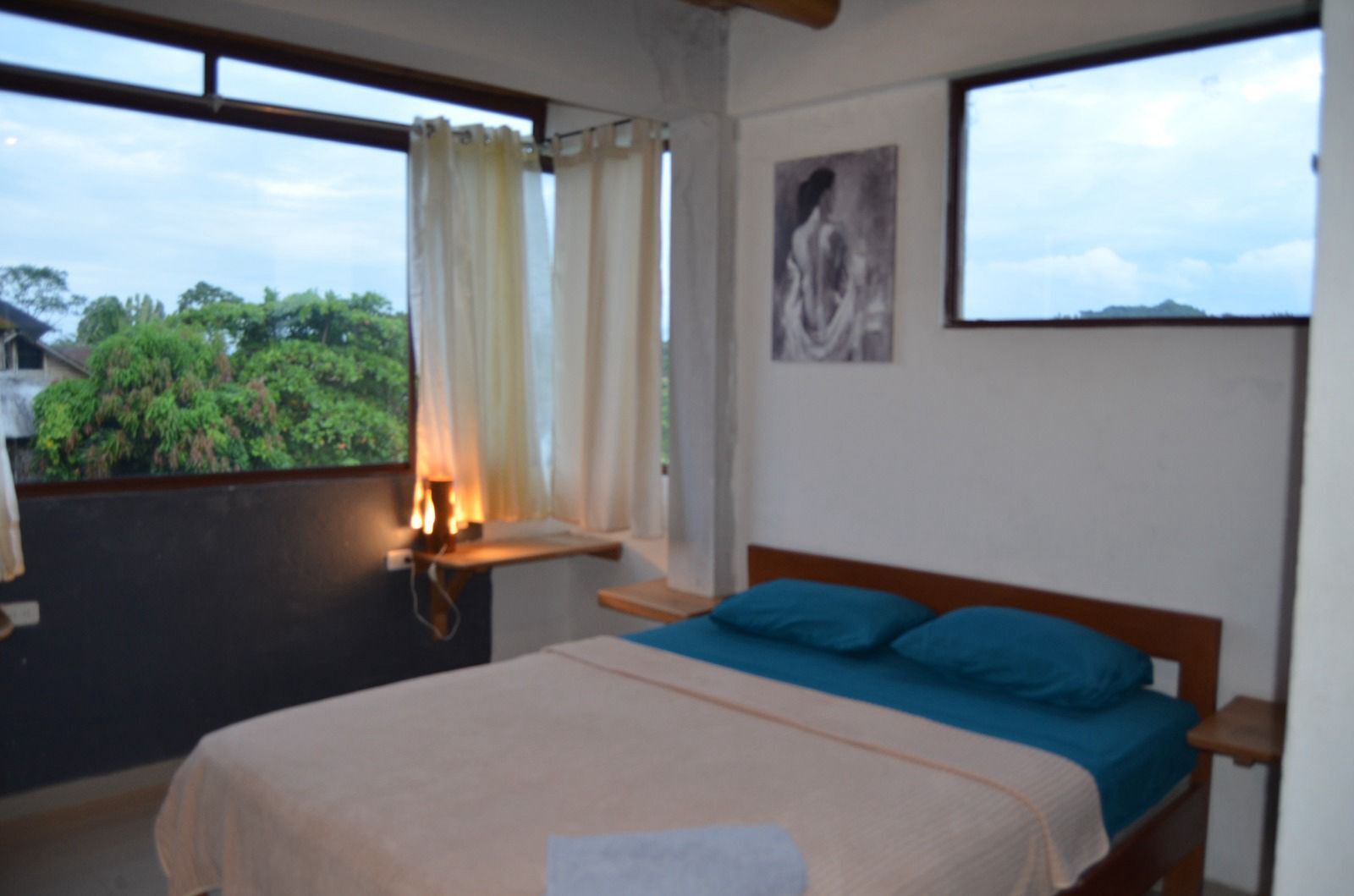 Premium Double Room, 1 King Bed, Private Bathroom, Mountain View | Premium bedding, down comforters, free WiFi, bed sheets