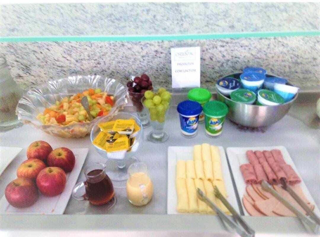 包含每日自助早餐