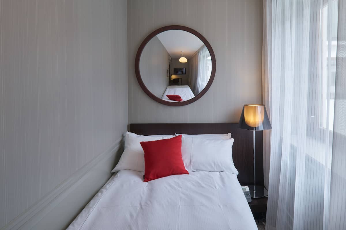 1 Schlafzimmer, hochwertige Bettwaren, Pillowtop-Betten, Minibar