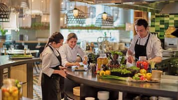 Frühstück, Abendessen, Brunch, Speisen im Freien