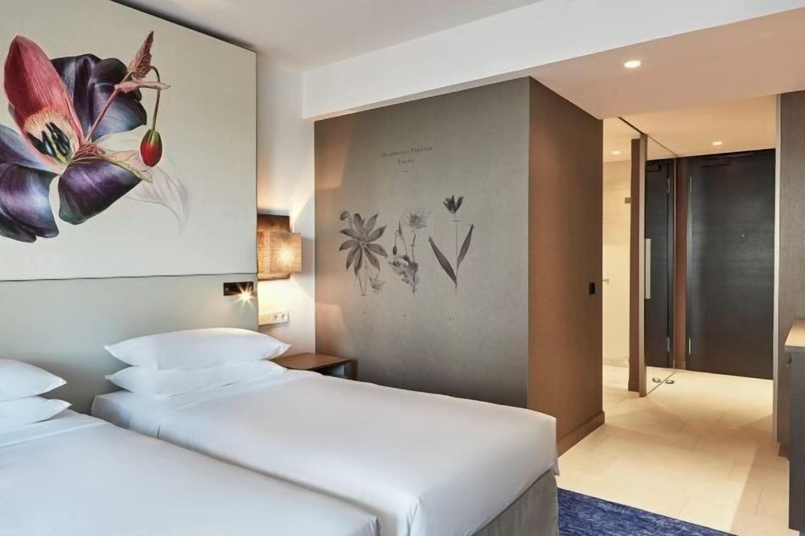 Minibar, in-room safe, desk, laptop workspace