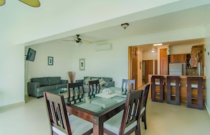 Traditional Double Room | Living room | 52-inch plasma TV with cable channels, TV - Bayrock 1 (Sosúa)