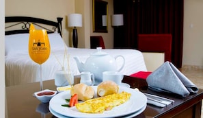 Down duvets, minibar, iron/ironing board, free WiFi - HACIENDA SAN JUAN RESORT (San Juan Bautista)