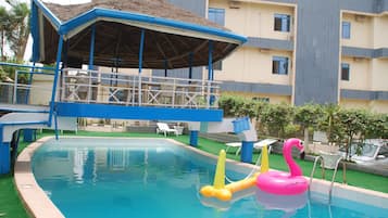 Alberca al aire libre