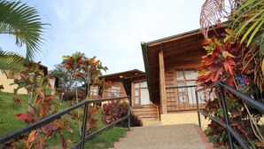 Family Bungalow, 2 Bedrooms, 2 Bathrooms, Mountain View | Minibar, in-room safe, desk, iron/ironing board (on request) - Hotel Villeta Resort (Villeta)
