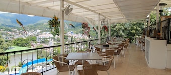 Hotel Villeta Resort