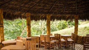 Free daily buffet breakfast - Hotel Villeta Resort (Villeta)