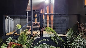 1 habitación, decoración personalizada y muebles diferentes
