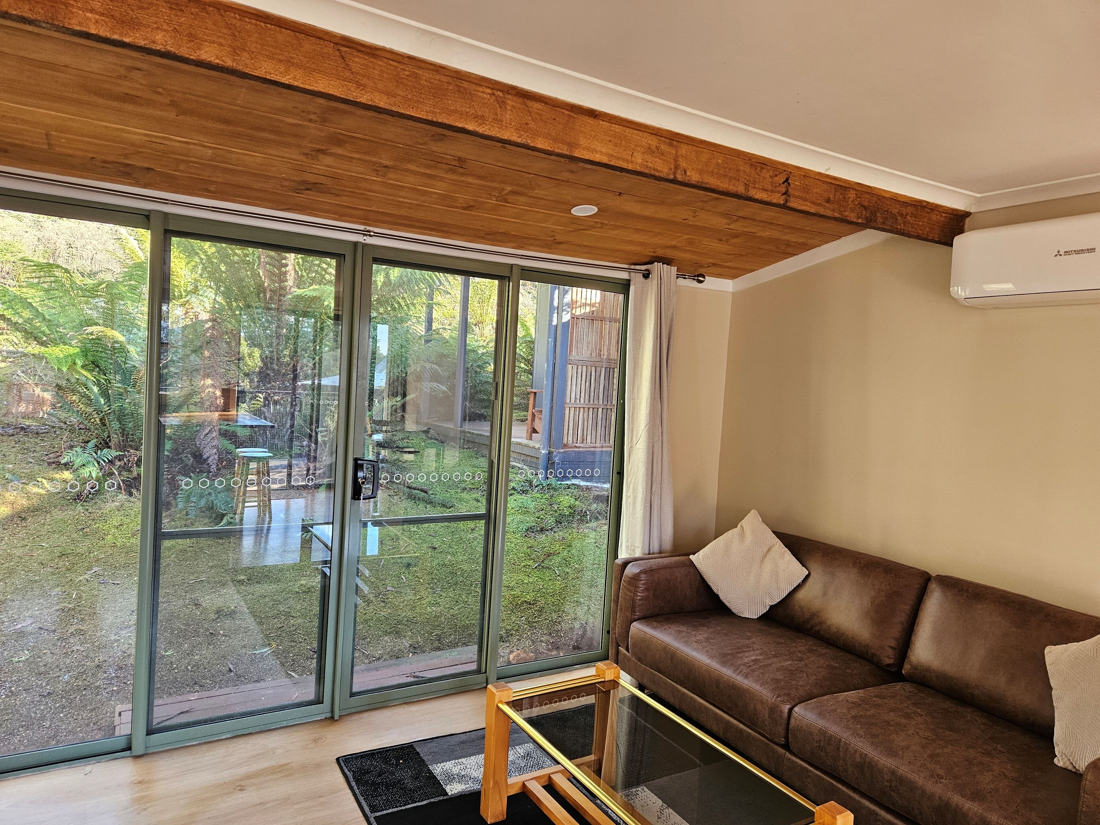 Chambre Double pour 1 personne, 1 chambre, bain à remous, vue montagne | Coin séjour