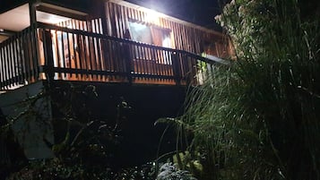 Cradle Cottage | Terrace/patio
