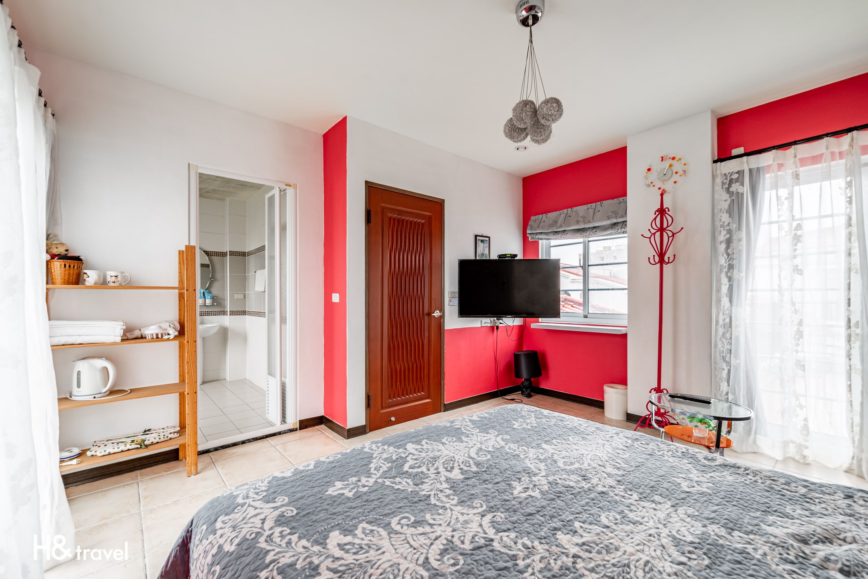 Doppia Superior | Copriletto in piuma, una scrivania, tende oscuranti, Wi-Fi gratuito