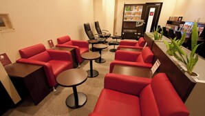 Room, Non Smoking (Standard Capsule Cabin) | Ruang tamu