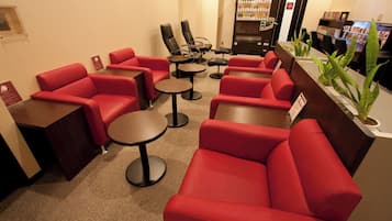 Chambre, non-fumeurs (Standard Capsule Cabin) | Coin séjour