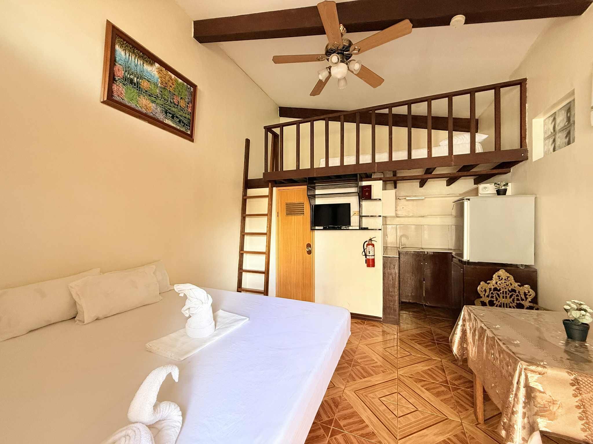 Iron/ironing board, bed sheets