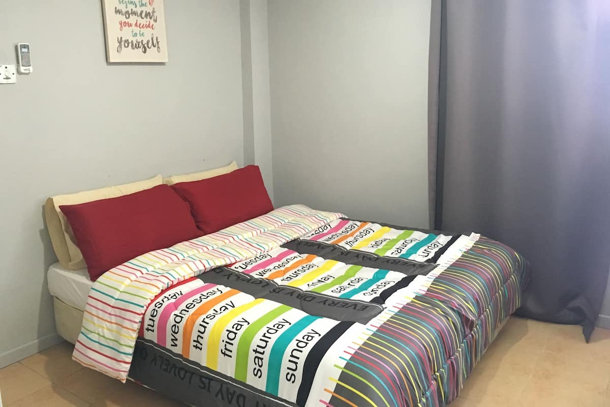 Double Room | Iron/ironing board, free WiFi, bed sheets