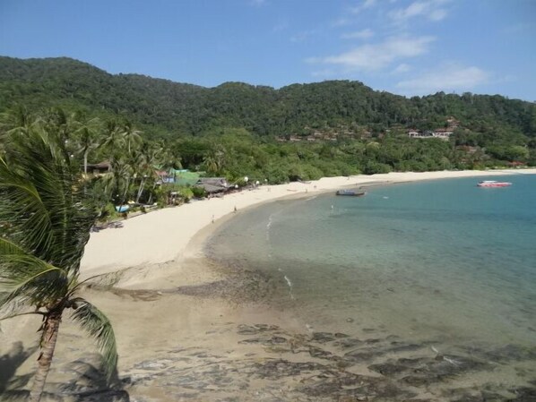 Beach - Hidden Cliff Hostel (Ko Lanta)