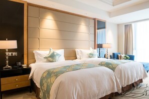 Minibar, in-room safe, desk, blackout curtains - Landison Plaza Hotel Ningbo (Ningbo)