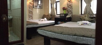 Skystar Hostel