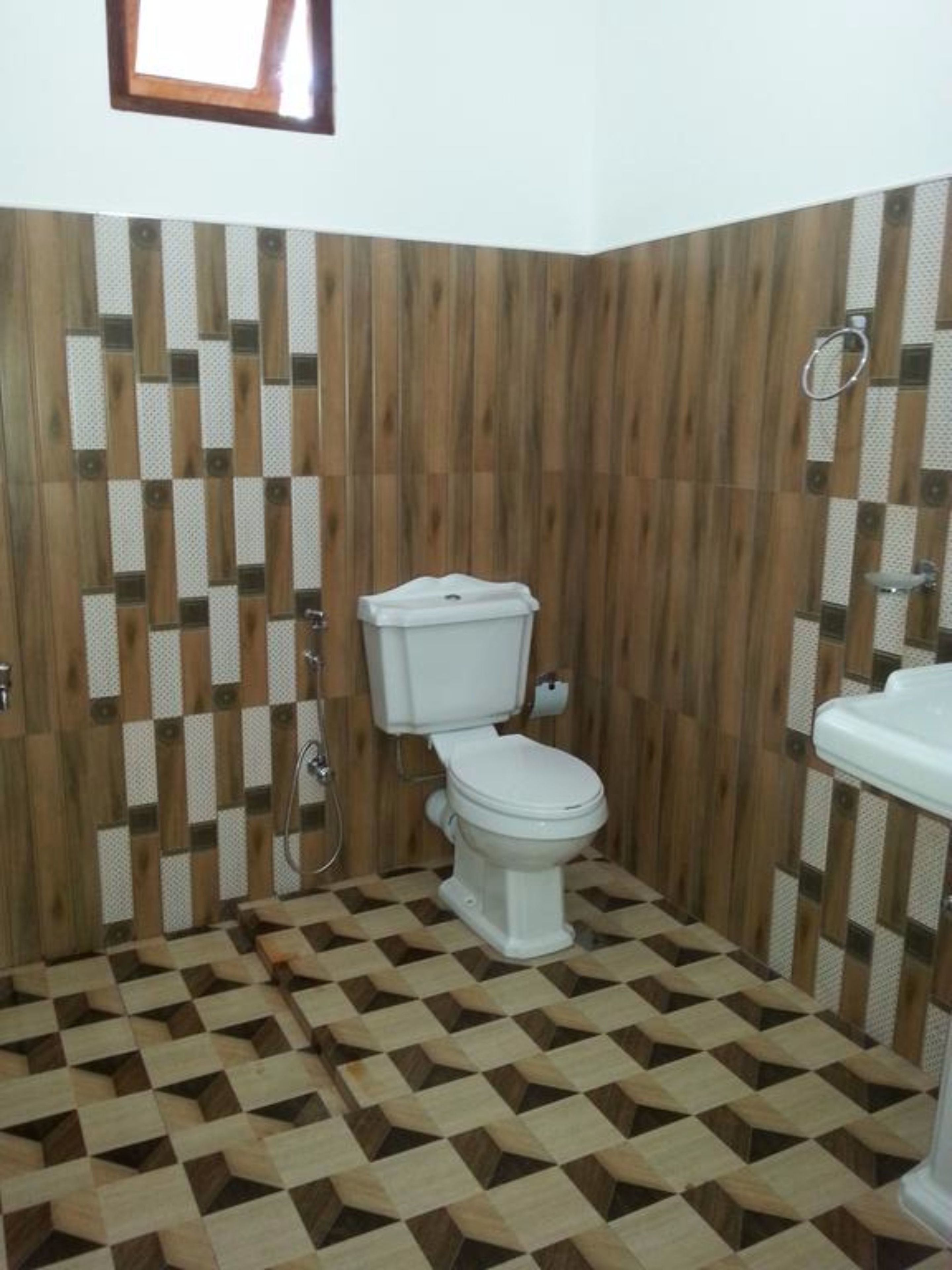 Deluxe Room | Bathroom