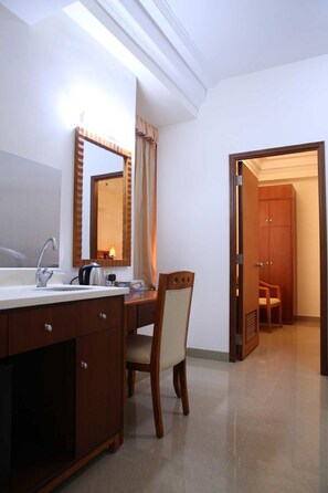 Escritorio y wifi gratis