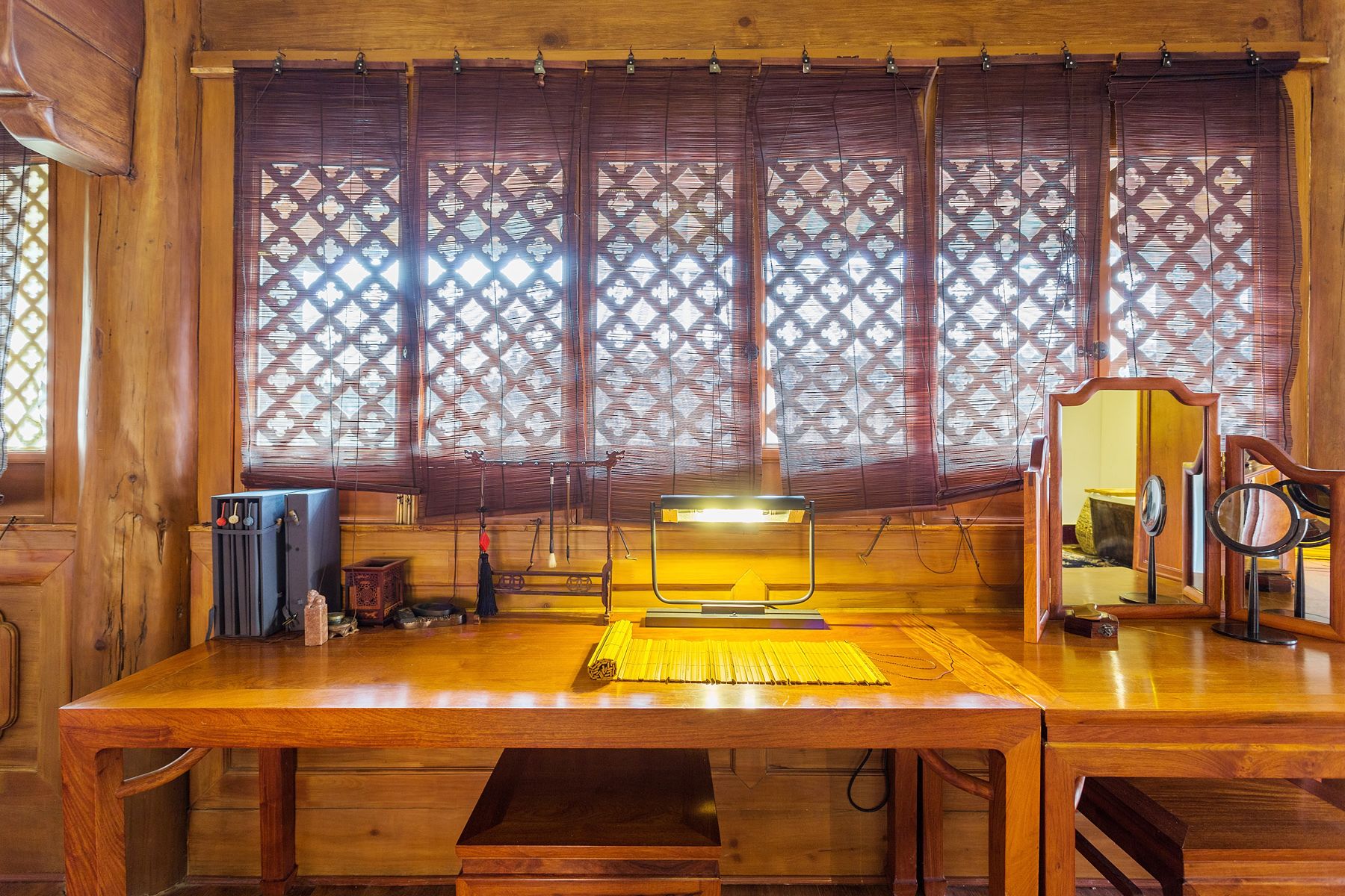 basic room | premium bedding, blackout curtains, free wifi