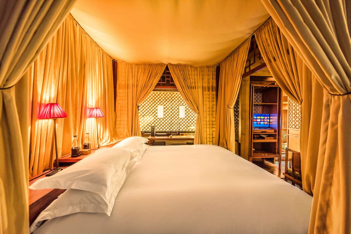 deluxe double room | premium bedding, blackout curtains, free wifi